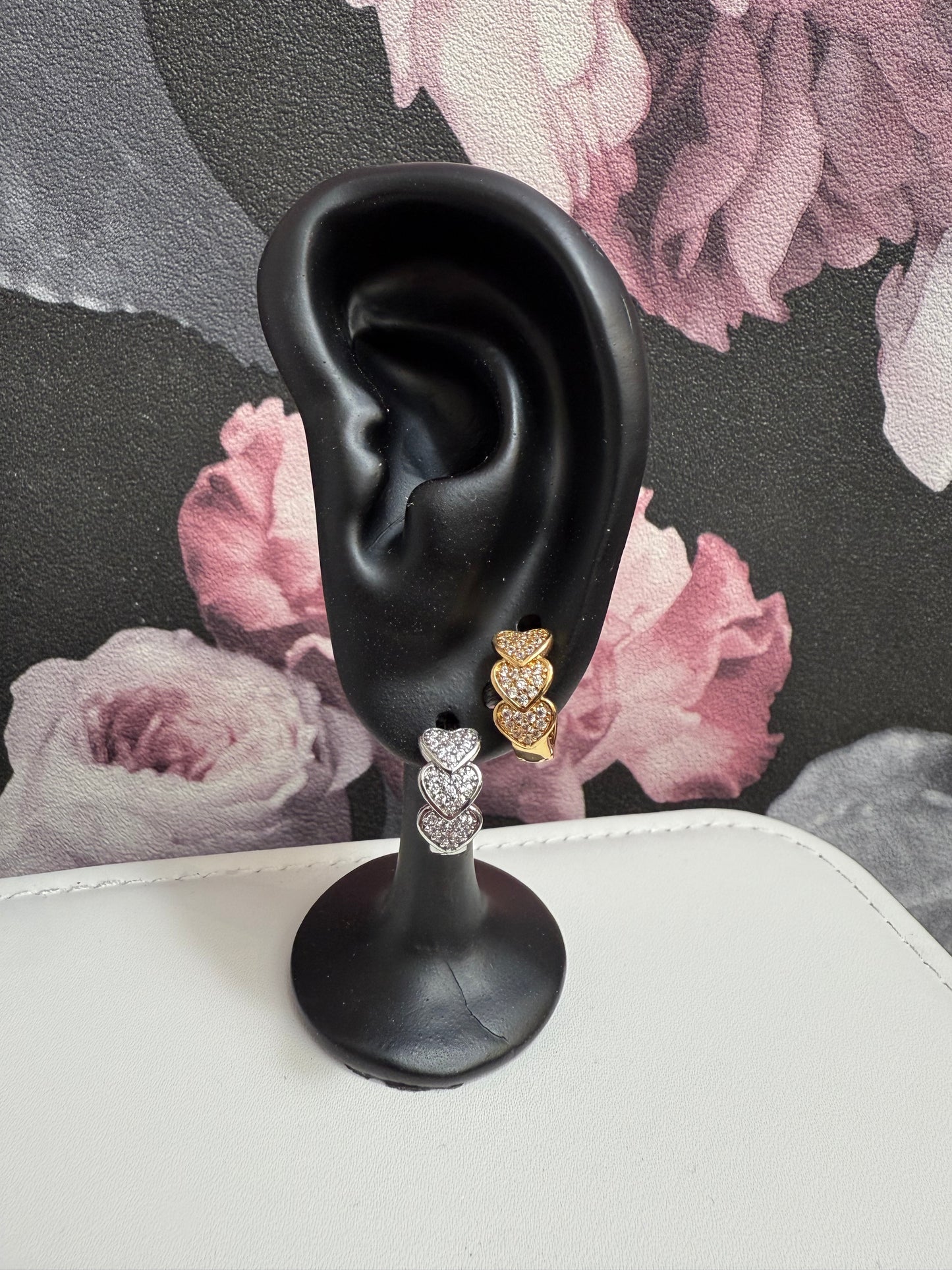 Boucles d’oreilles 3 cœurs 💕