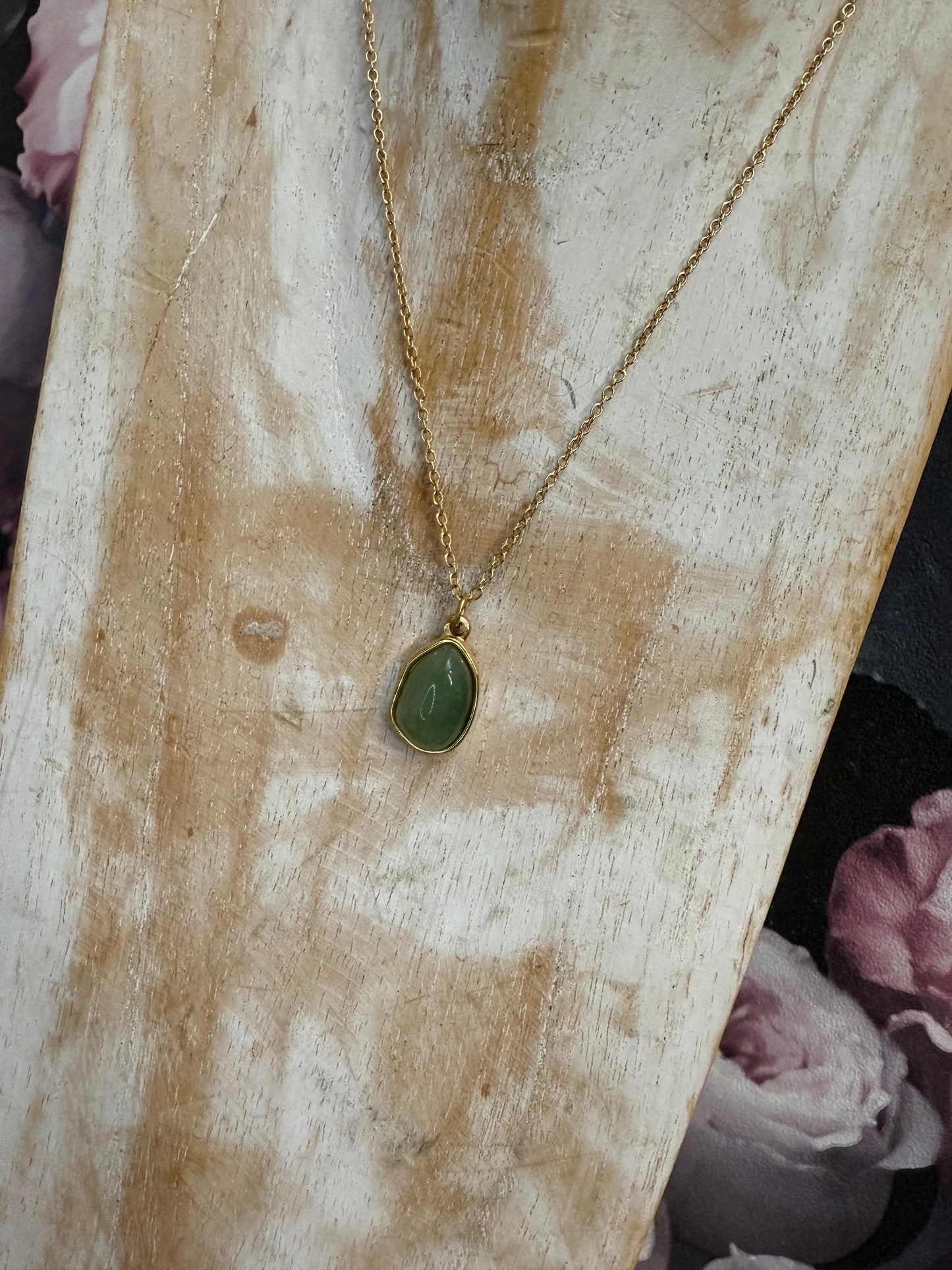 Collier doré aventurine verte