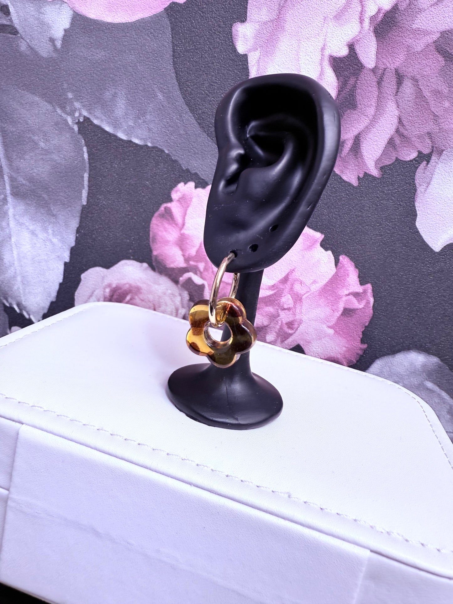 Boucles d’oreilles fleur effet tortoise