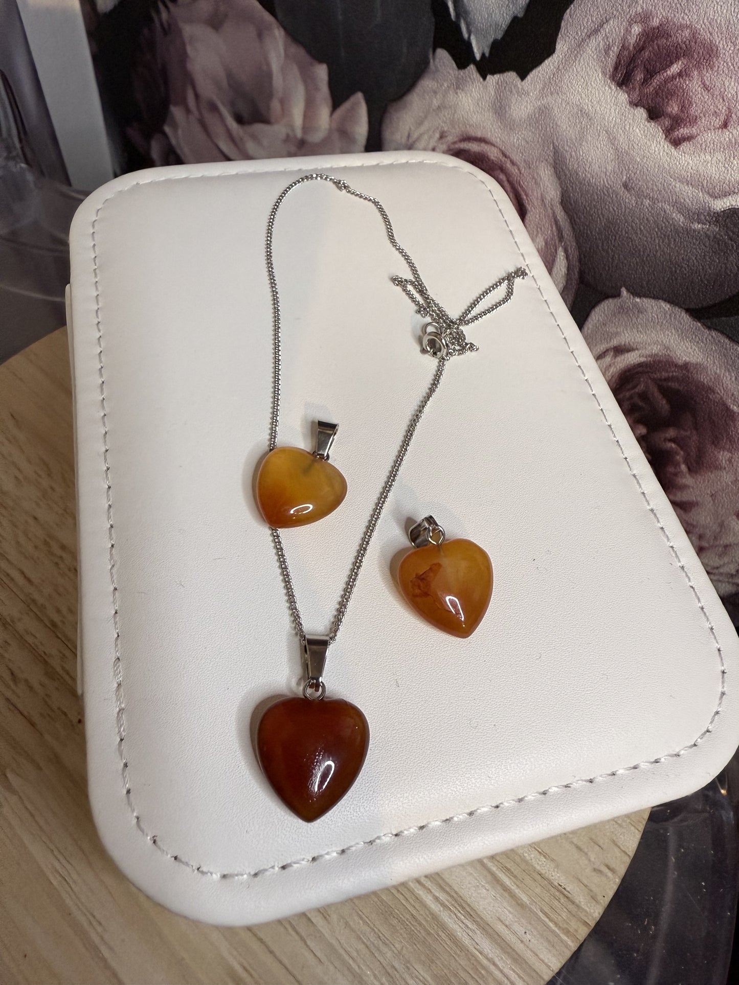 Pendentif cœur cornaline