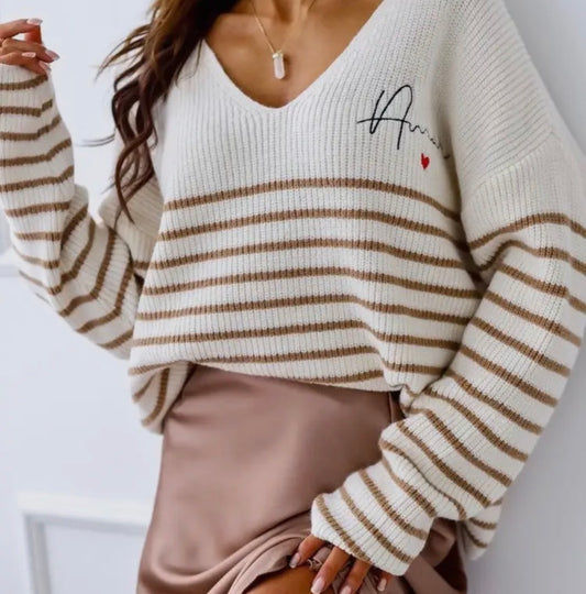 Pull à rayures amour 🧡