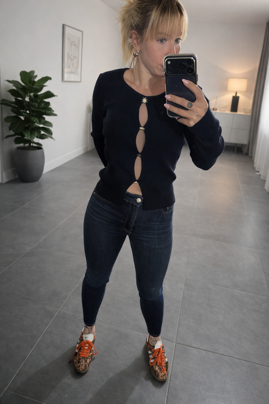 ✨ Pull Erika Bleu Marine — élégance intemporelle & confort absolu 💙
