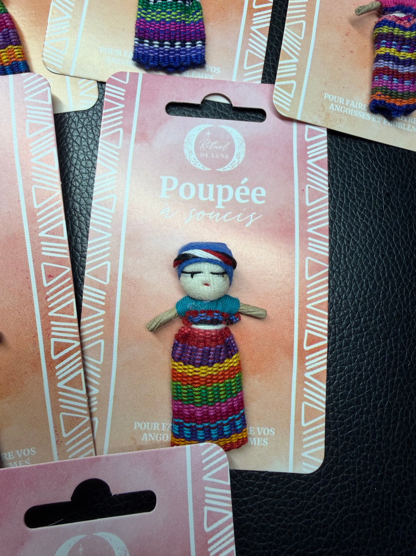 ✨ Poupée à soucis — le petit rituel magique pour apaiser l’esprit