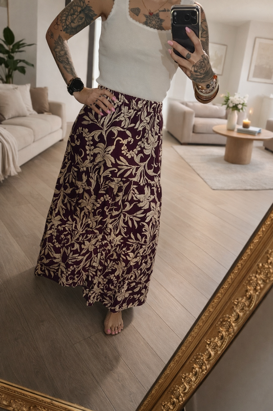 ✨ Jupe Violette — élégance, féminité & style affirmé 💜