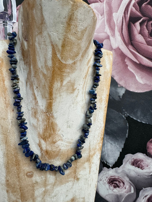 Collier sodalite rocaille