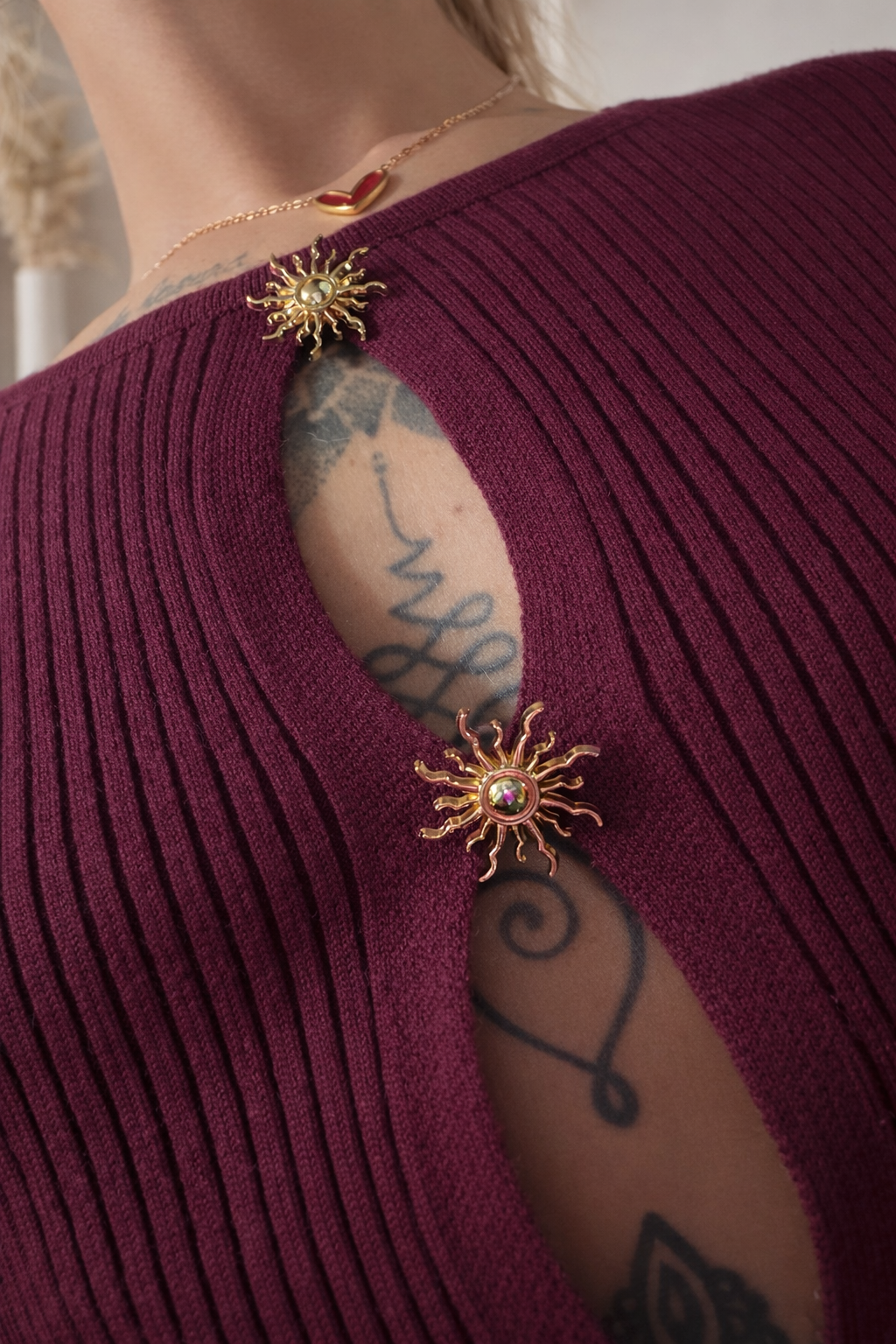 ✨ Pull Bordeaux Erika — chaleur & élégance au quotidien 🍷