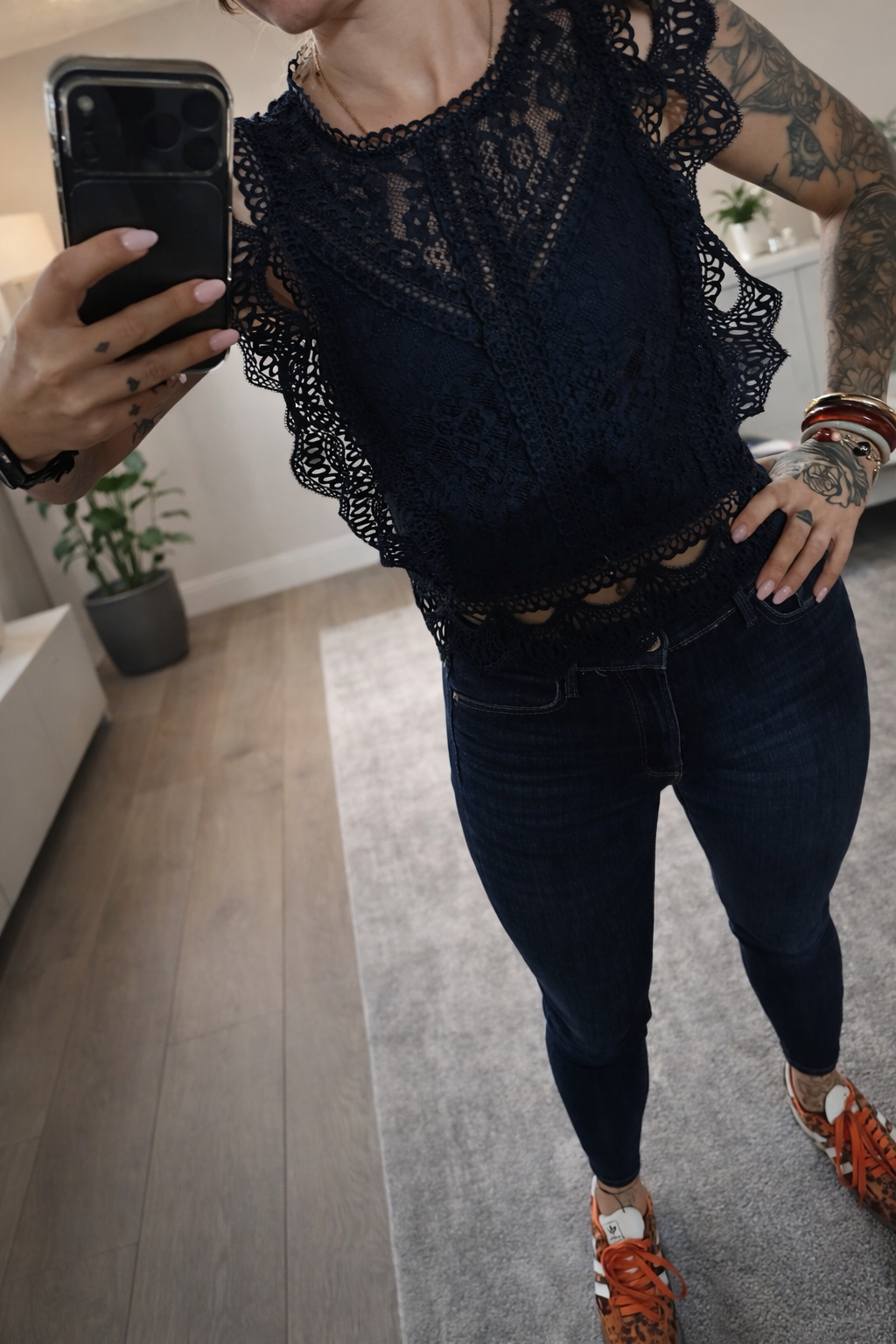 ✨ Top Alba Bleu Marine — élégance raffinée & féminité 💙