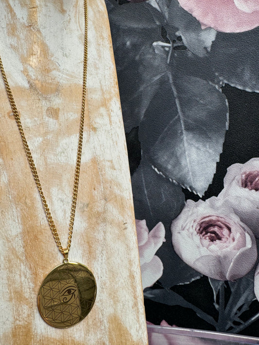 Collier fleur de vie avec œil d’horus